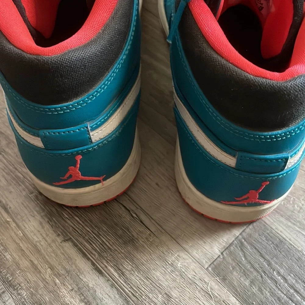 Air Jordan 1 mid infrared 23 tropical teal/black/white basketball sneake…